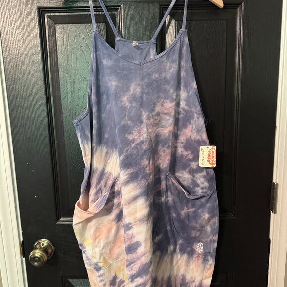 NWT Free People Jump Suit Shorts Tie Dye Pink Purple White Medium - Picture 1 of 4